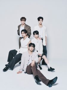【ORβIT】한국 선데뷔 미니앨범 발매 이벤트 타워레코드 시부야점 개최
