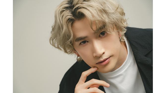 高橋駿一 1st写真集『STILL PEAKING』発売記念イベント開催！SHIBUYA TSUTAYA